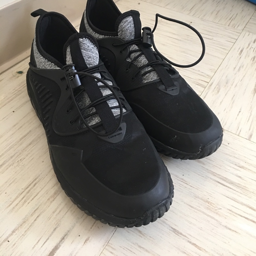 Men's Shoes - Brand new  worn Once