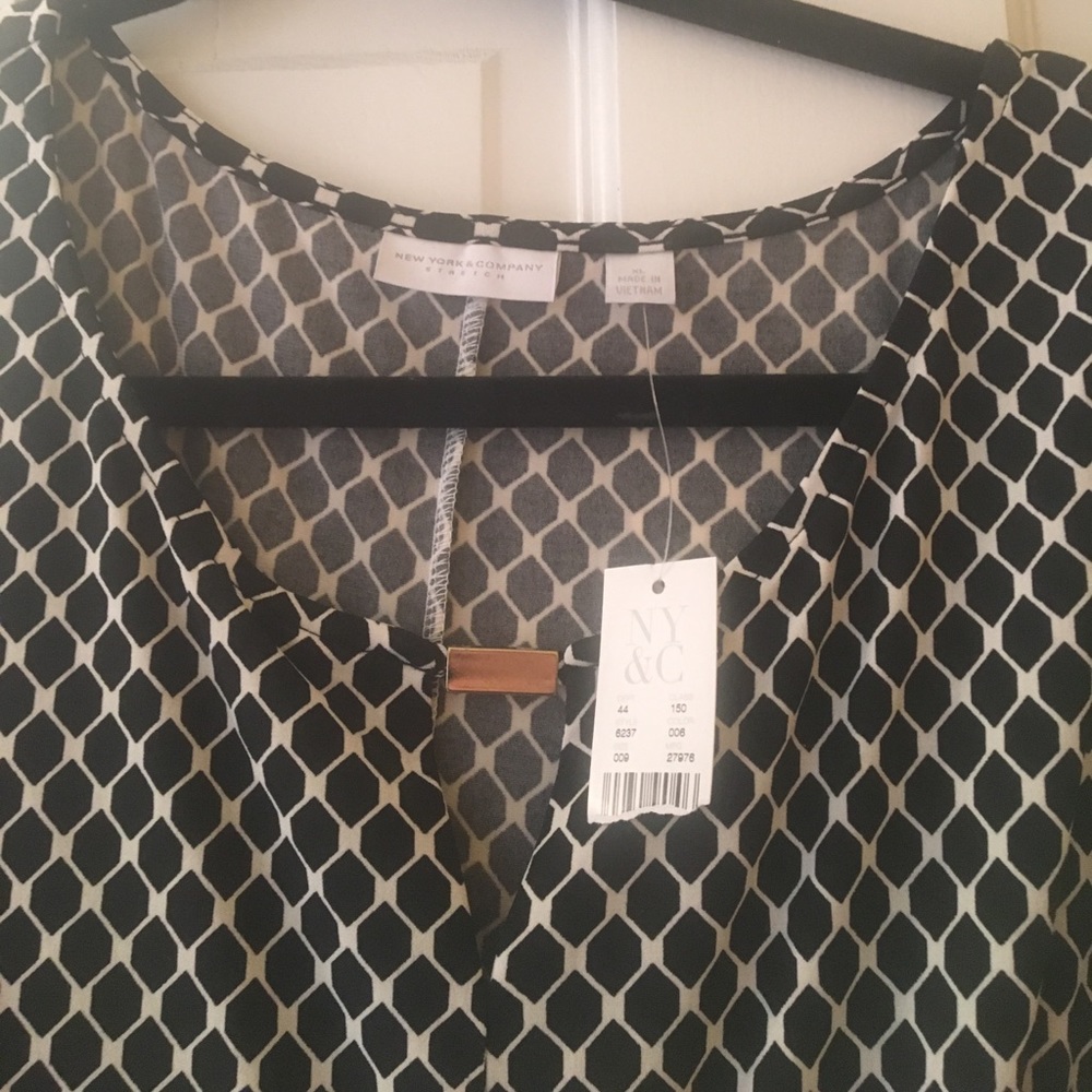 Blouse - Picture 2 of 2