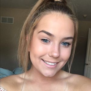 Meet your Posher, Cameron