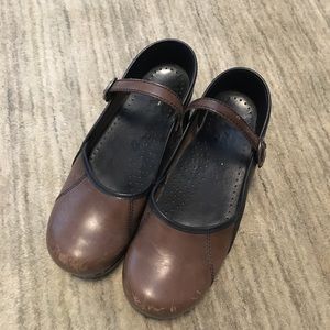 Dansko • Mary Janes size 38