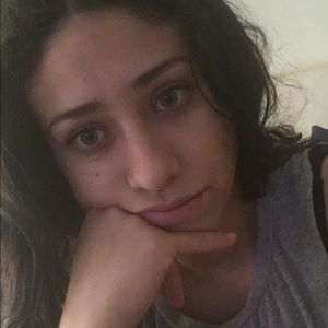 Meet your Posher, Gabriela