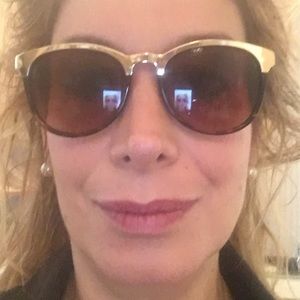 Meet your Posher, Sandra