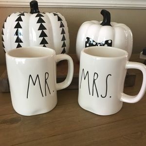 Rae Dunn / Mr. and Mrs. Set