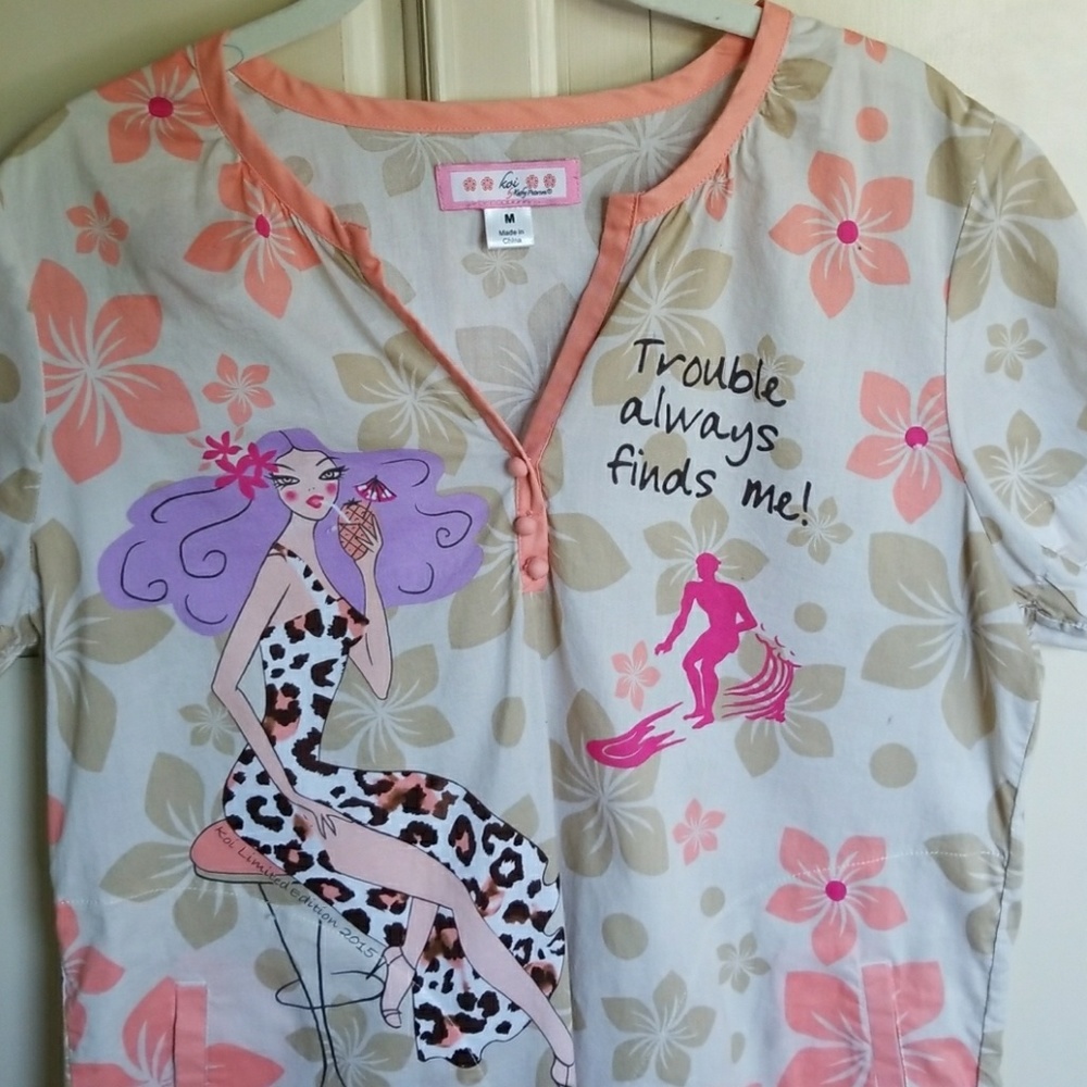 Koi medium scrub top