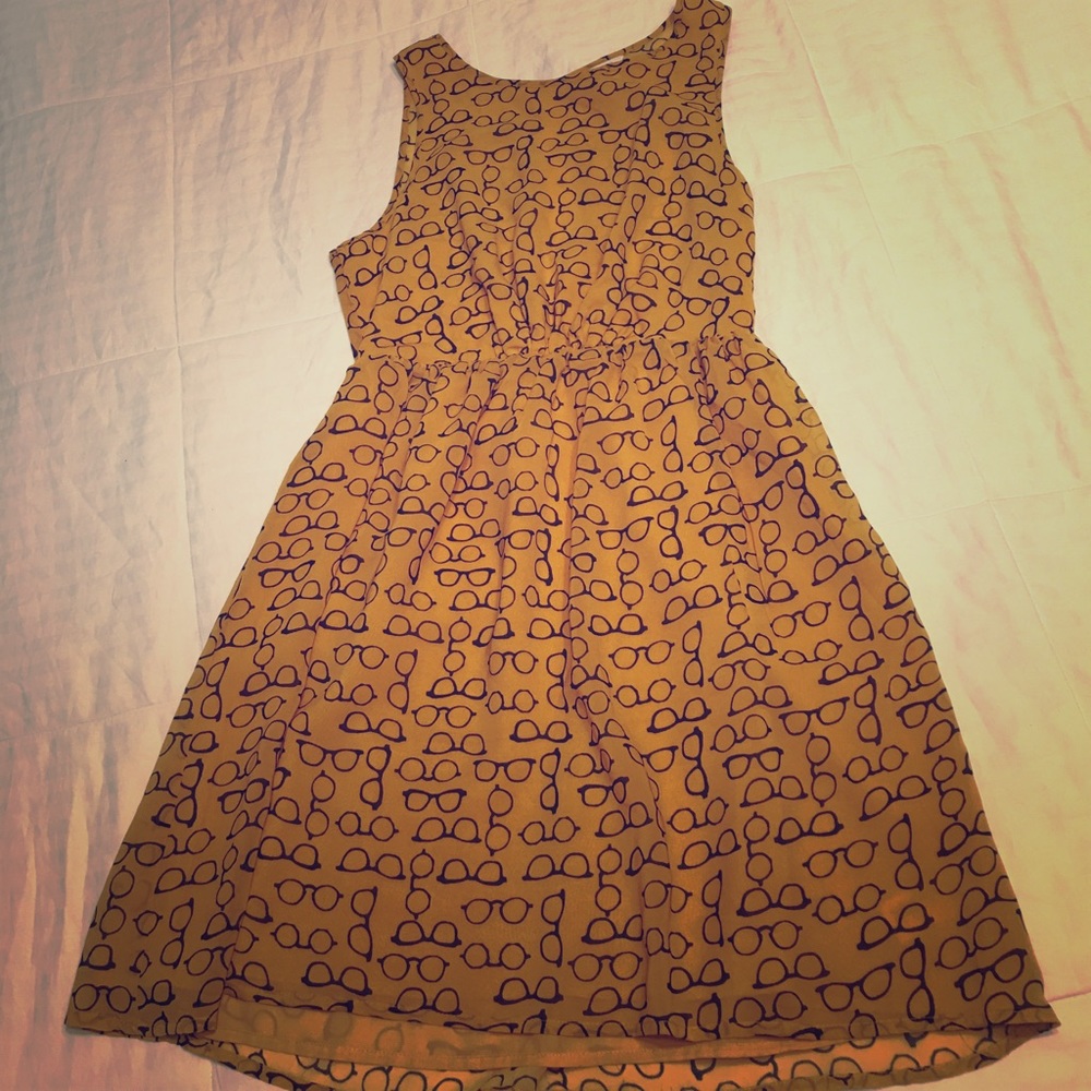Sleeveless dress