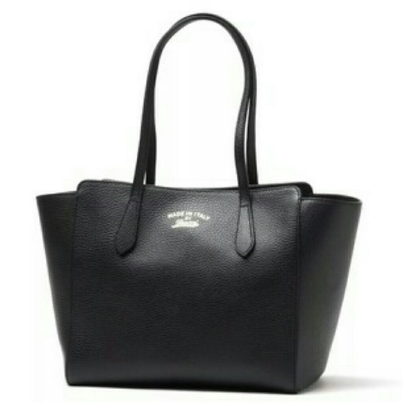 Gucci Handbags - AUTHENTIC Gucci Swing medium Tote