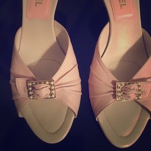 Vintage CHANEL Heels