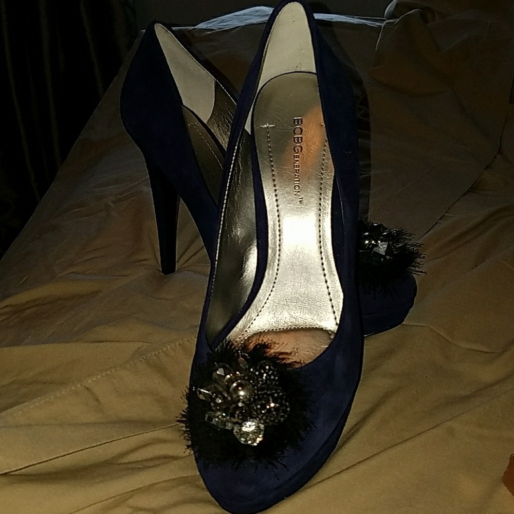 BCBG heels