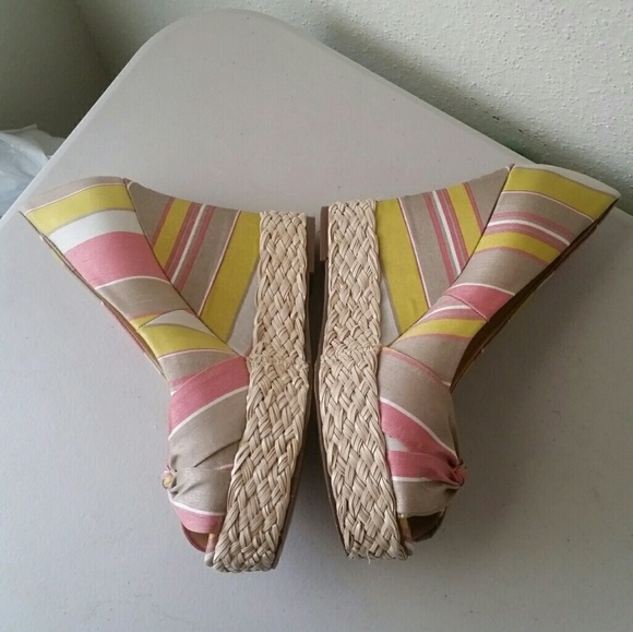 REPORT Striped Peeptoe Wedges "Goldie" - Picture 3 of 7