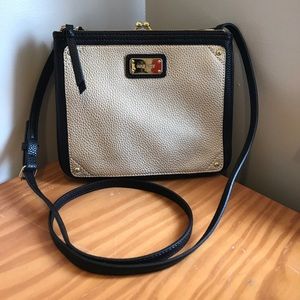 Nine West cross body purse