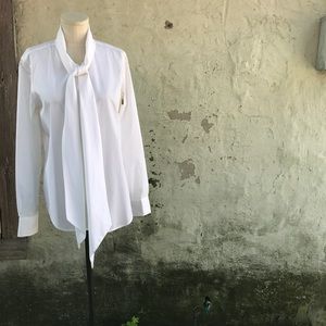 Ralph Lauren Sport classic tie~neck button down