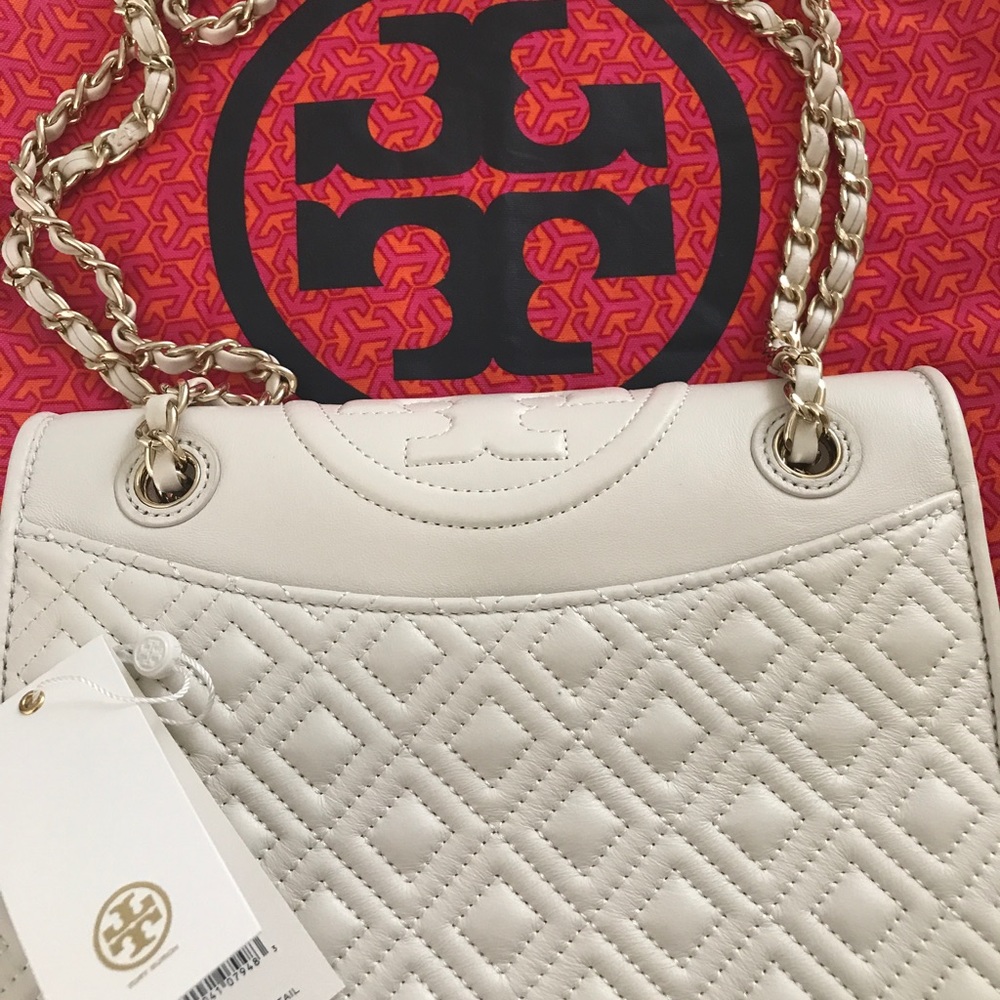 Tory Burch Fleming SOLD!!! - Picture 2 of 4