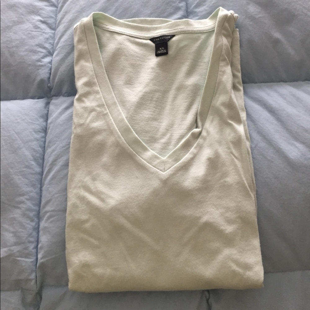 Cute mint Ann Taylor t-shirt