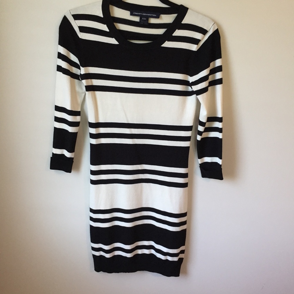 French Connection Sweater Dress, size 6 runs small