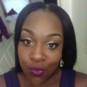 Meet your Posher, Nikkita