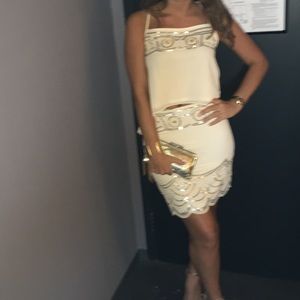 Beige sequence outfit