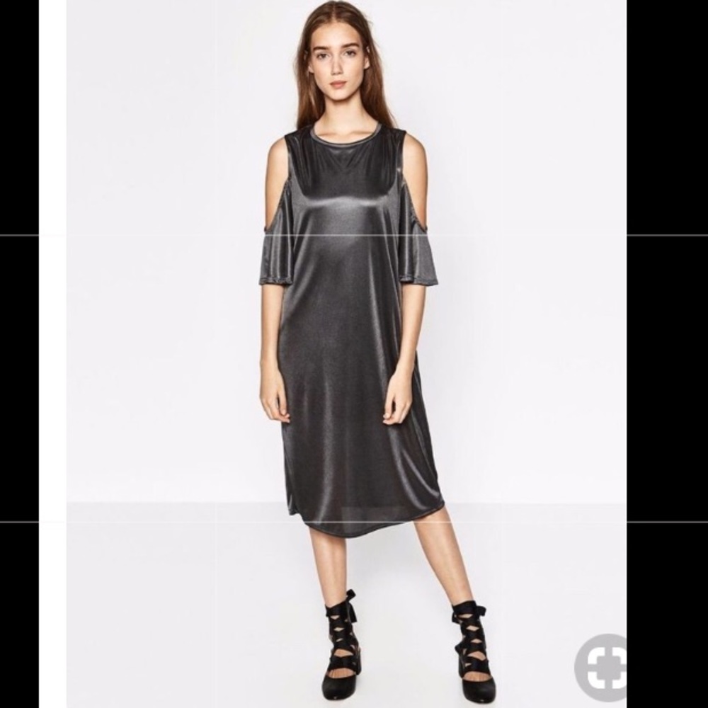 Zara cold shoulder dress, size L, pewter color