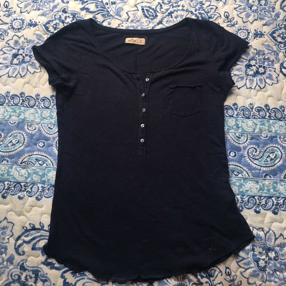 Hollister shirt