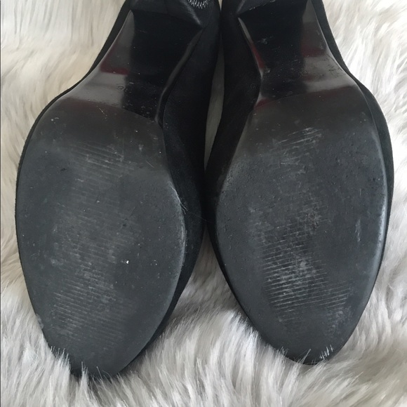 Suede pumps with decorative heels in black - Picture 5 of 5