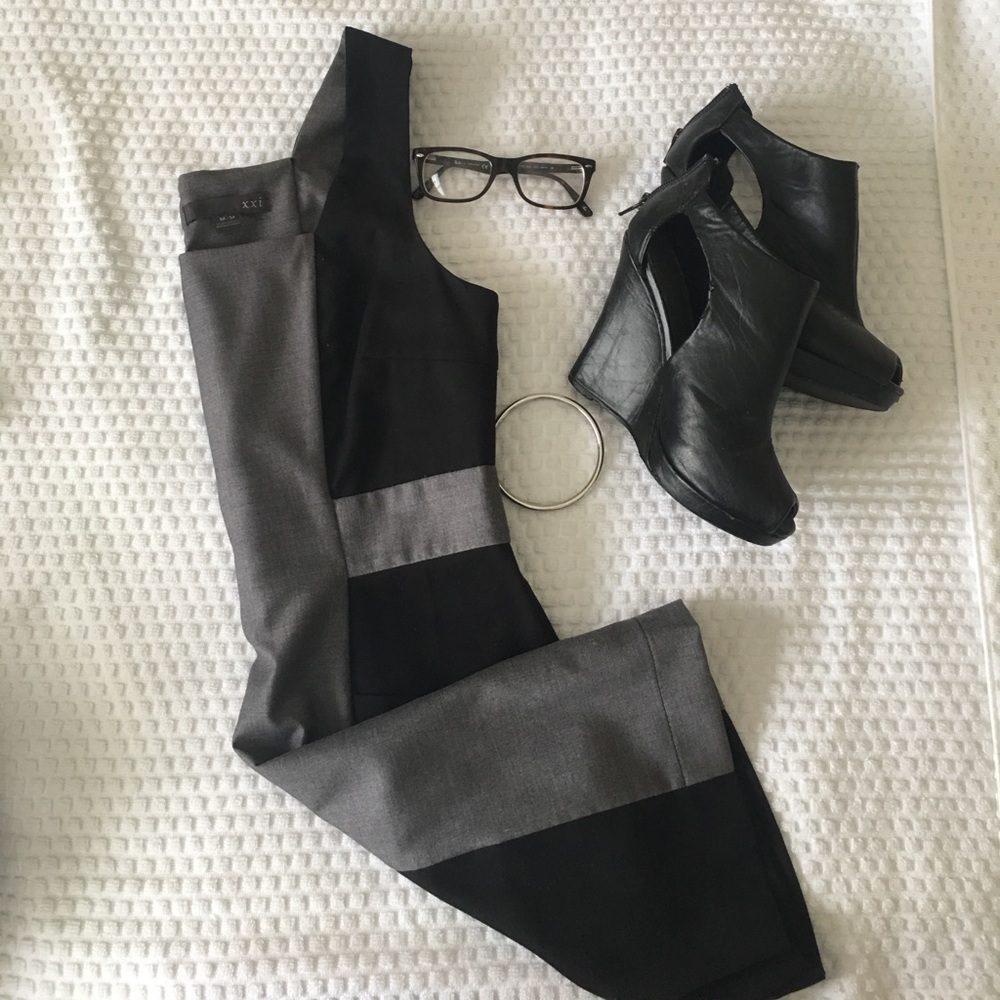 Forever 21 Black and Gray Office Appropriate Dress