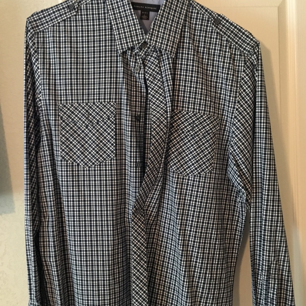 Banana republic long sleeve button up