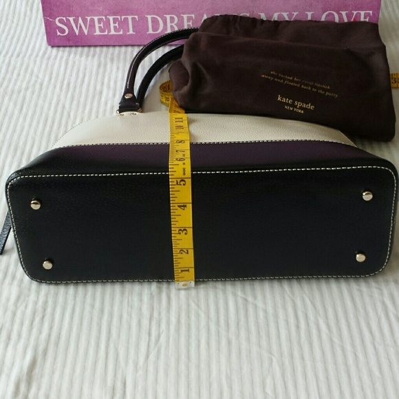 Chic and Classy Kate Spade Bag - Picture 8 of 8
