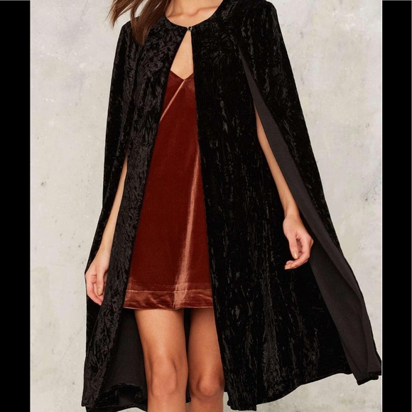 🆕💗 #22 don't fear the reaper velvet cape - Picture 4 of 8