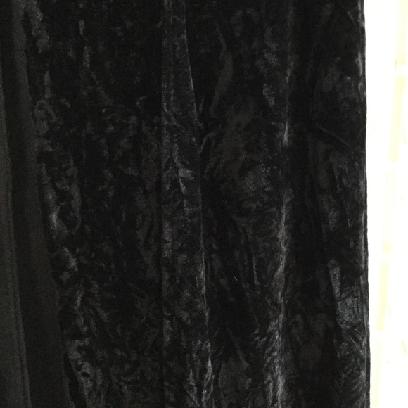 🆕💗 #22 don't fear the reaper velvet cape - Picture 6 of 8