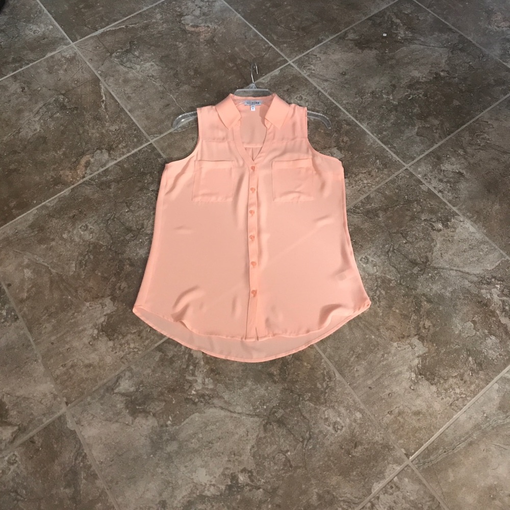 Express sleeveless portofino shirt