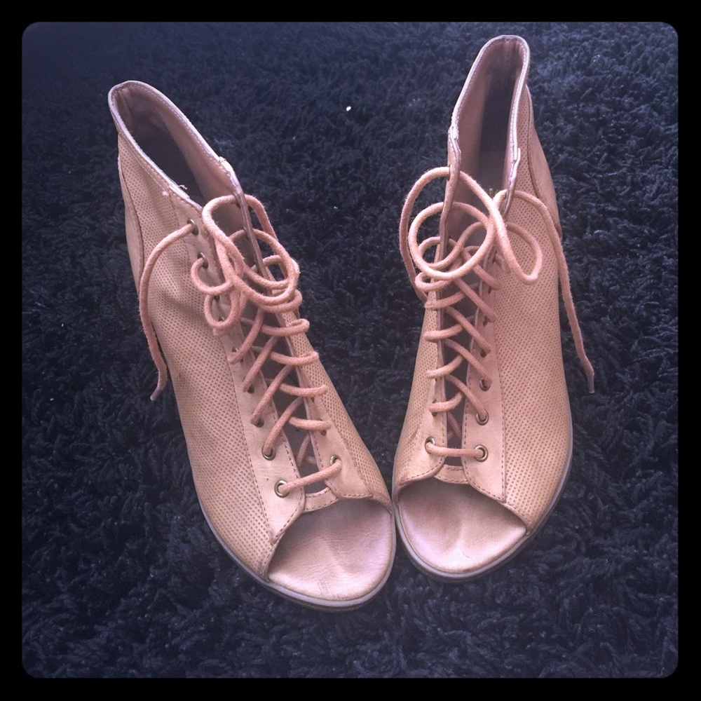 Peep toe wedges