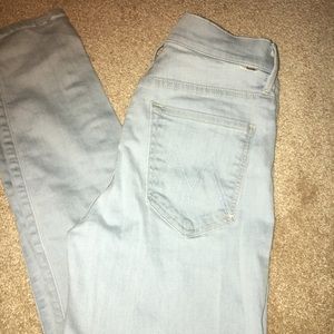 💙MOTHER Light blue skinny jeans💙