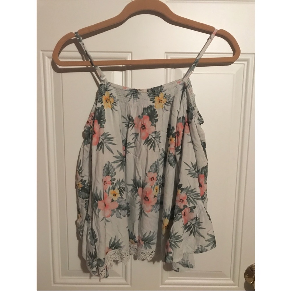 Women's off the shoulder top size medium