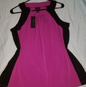 Worthington sleeveless top great for work outfit!