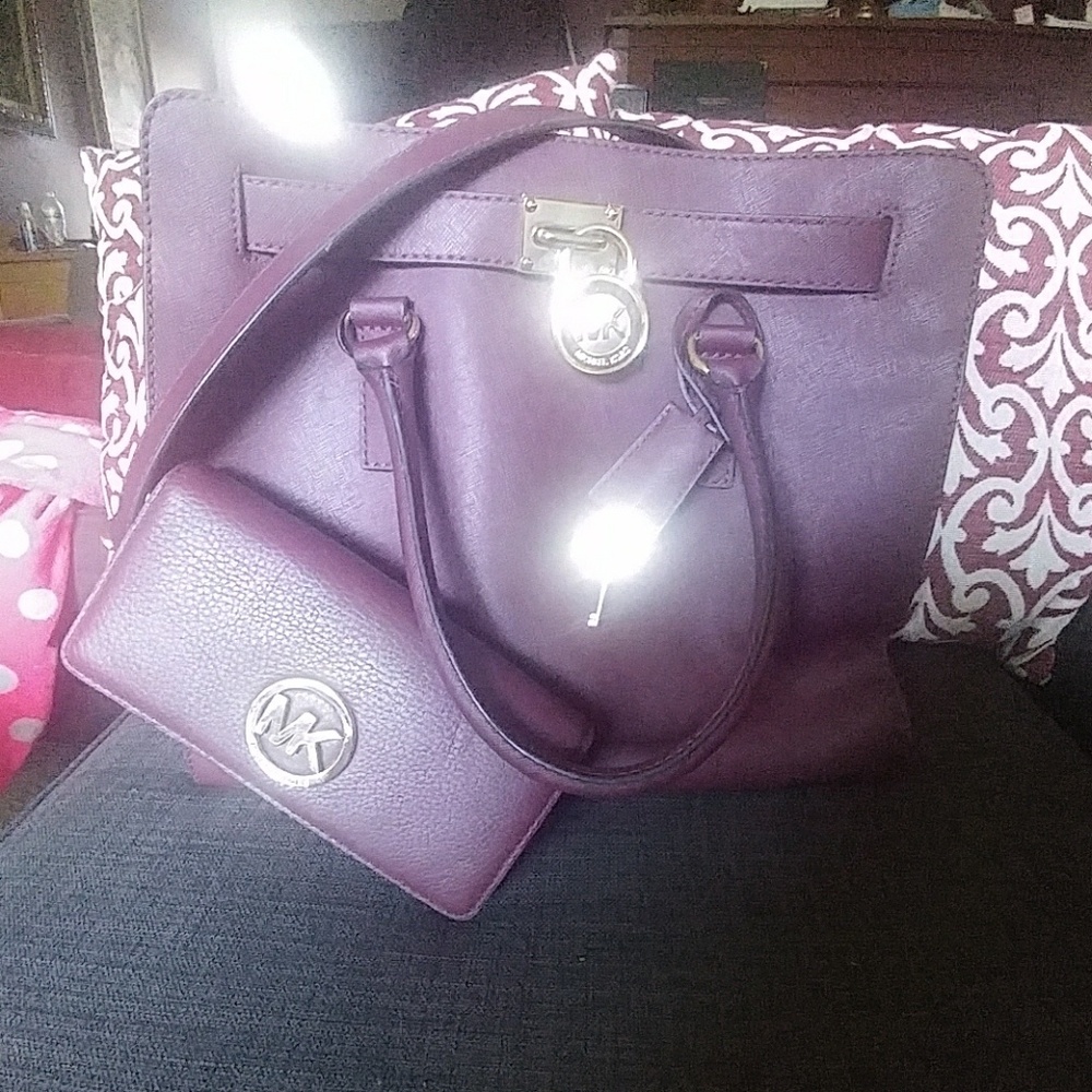 Michael Kors Hamilton Tote & Wallet