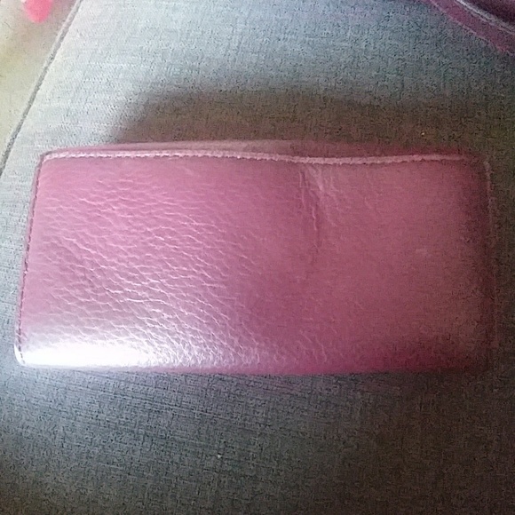 Michael Kors Hamilton Tote & Wallet - Picture 7 of 8