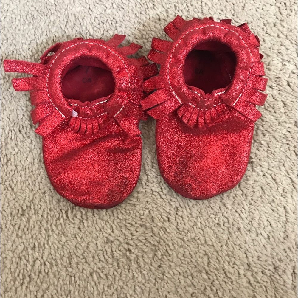 Size 7 No Place Like Home FP moccs