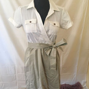 Banana Republic White & Khaki Wrap Dress Sz 2