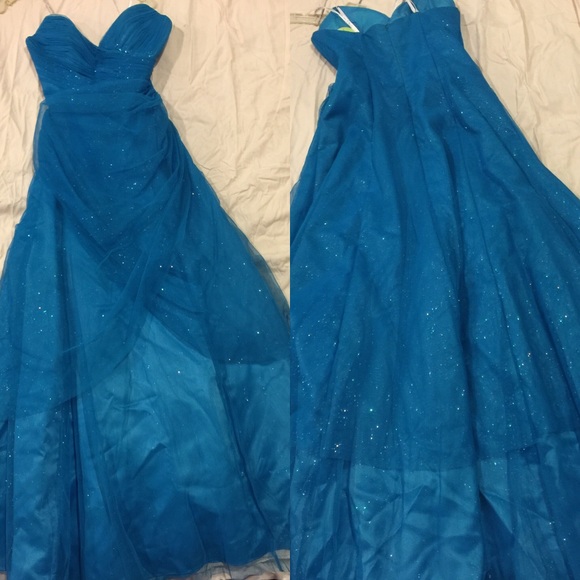 Prom Dresses - Picture 2 of 2