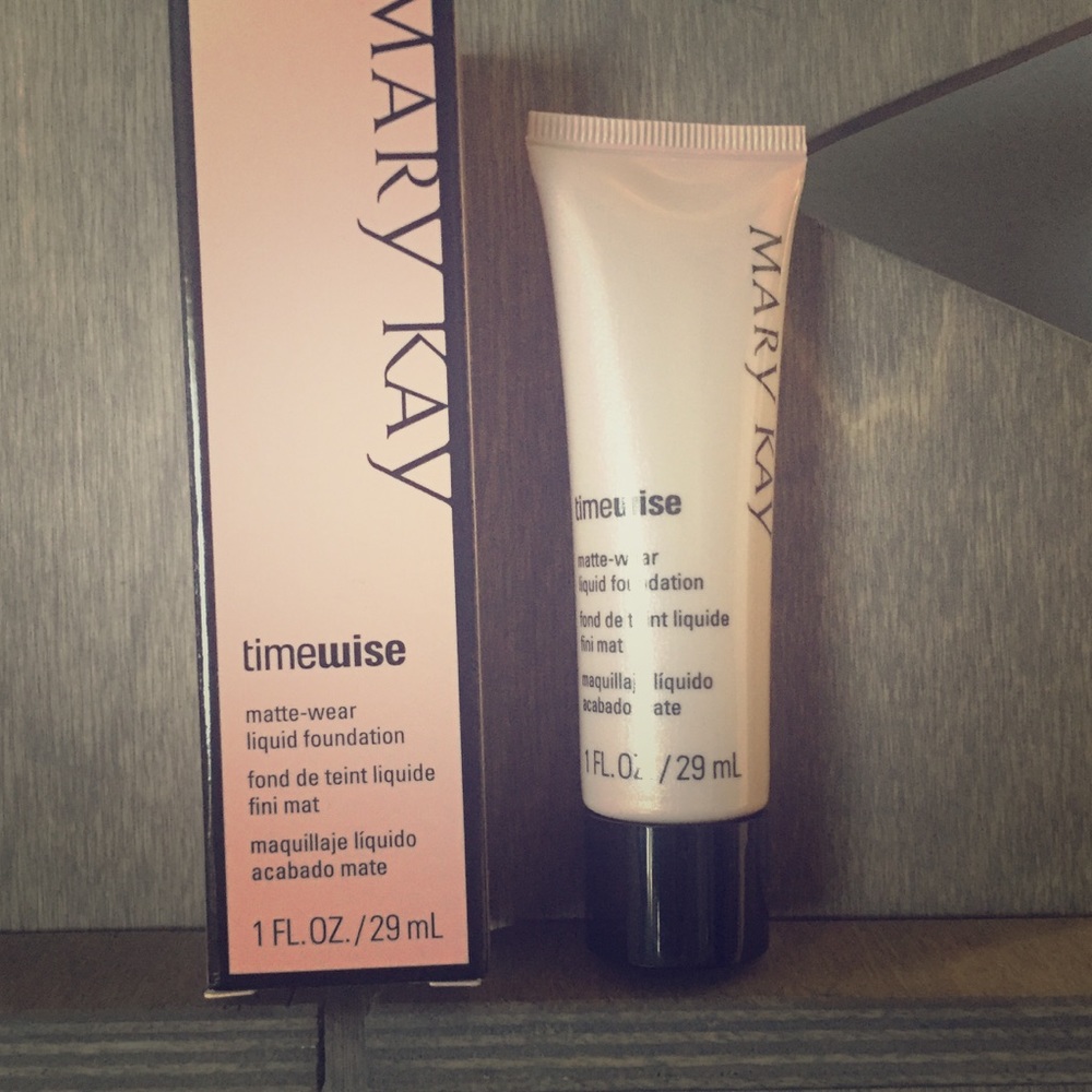 🎀Matte-Wear Liquid Foundation