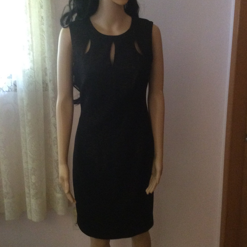 NEVER WORN/TAGS ON DRESS