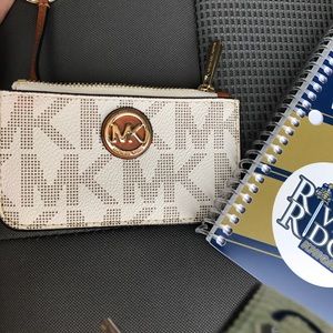 Michael Kors card holder