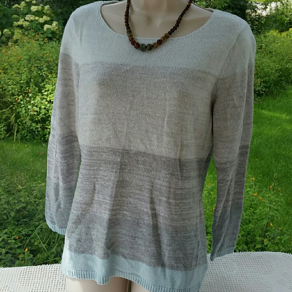 Womens Dressbarn stretch knit sweaters Size small