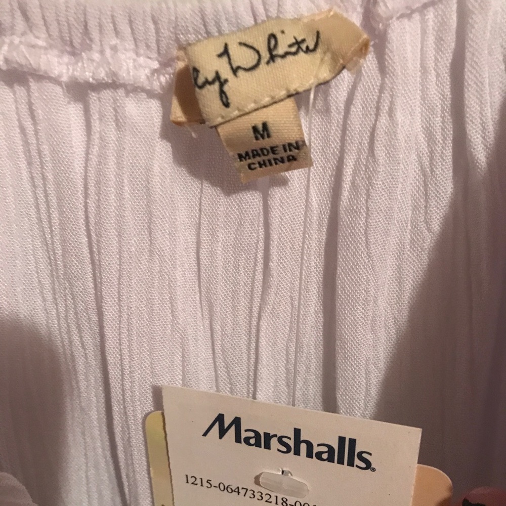 Off the shoulder top size medium - Picture 4 of 4