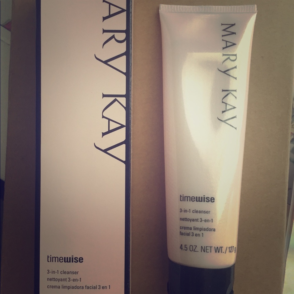🎀Mary Kay🎀3-in-1 Cleanser