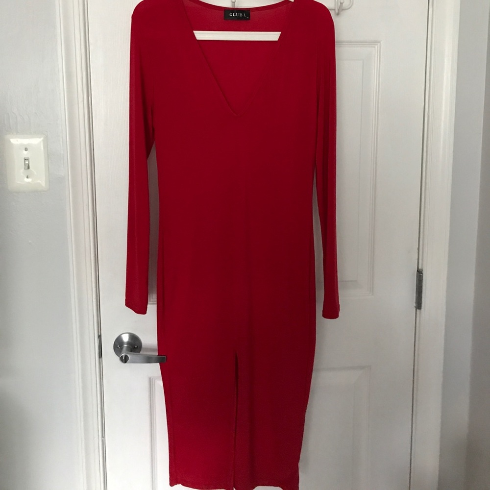 🔥🔥🔥 Red Plunged Neck Front Split Bodycon Dress