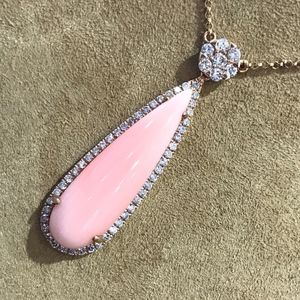 10.59CT DIAMOND & CORAL 18KR GOLD FLOWER PENDANT