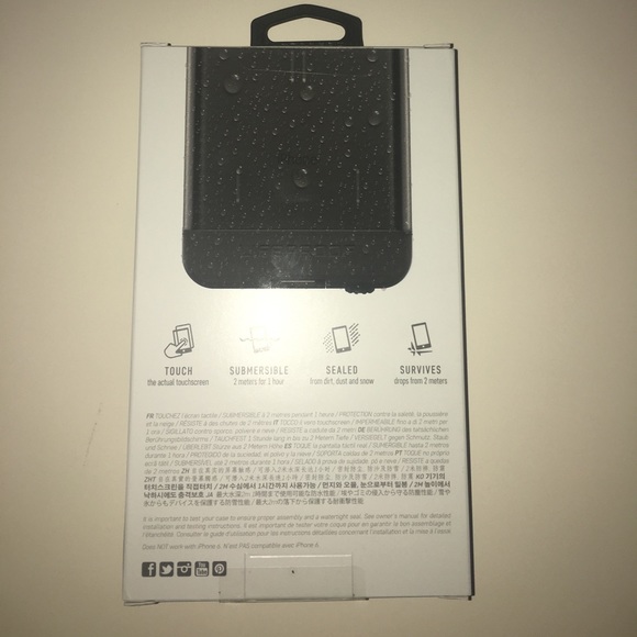 Black iPhone 6s Lifeproof case - Picture 3 of 3