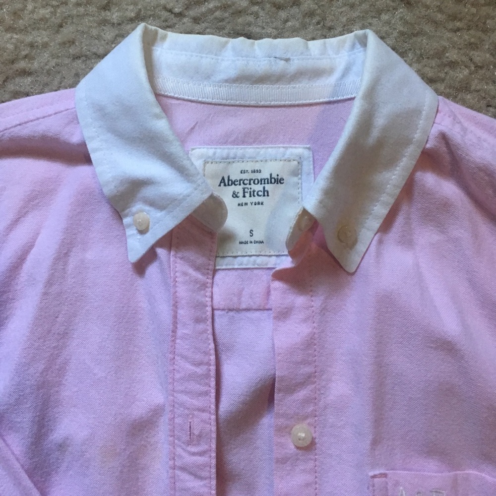 Button up - Picture 2 of 3