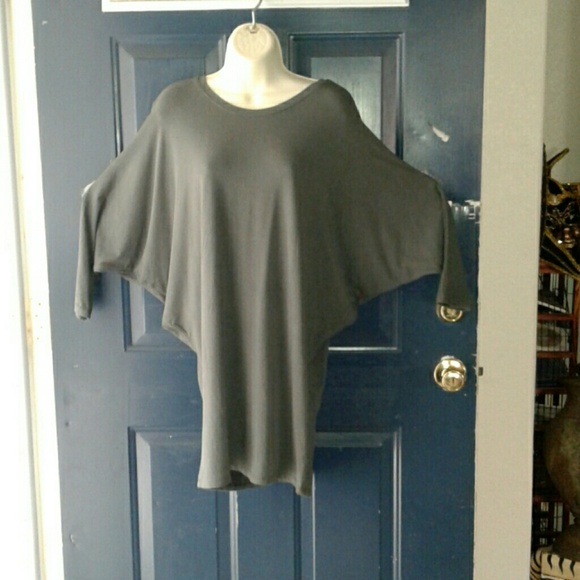 GGO FINE ORGANIC CLOTHIERS Tops - GGO FINE ORGANIC CLOTHIERS DOLMAN SLEEVE TUNIC