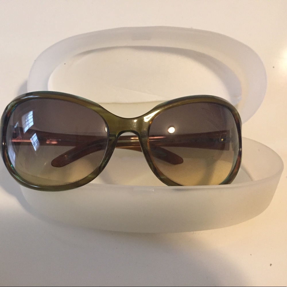 Sama sunglasses with case